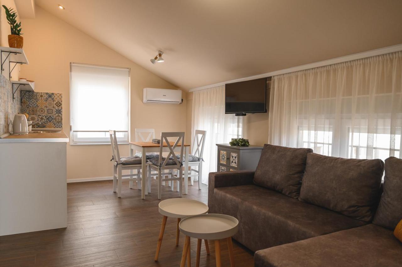 Apartmani Mis Šabac Zewnętrze zdjęcie