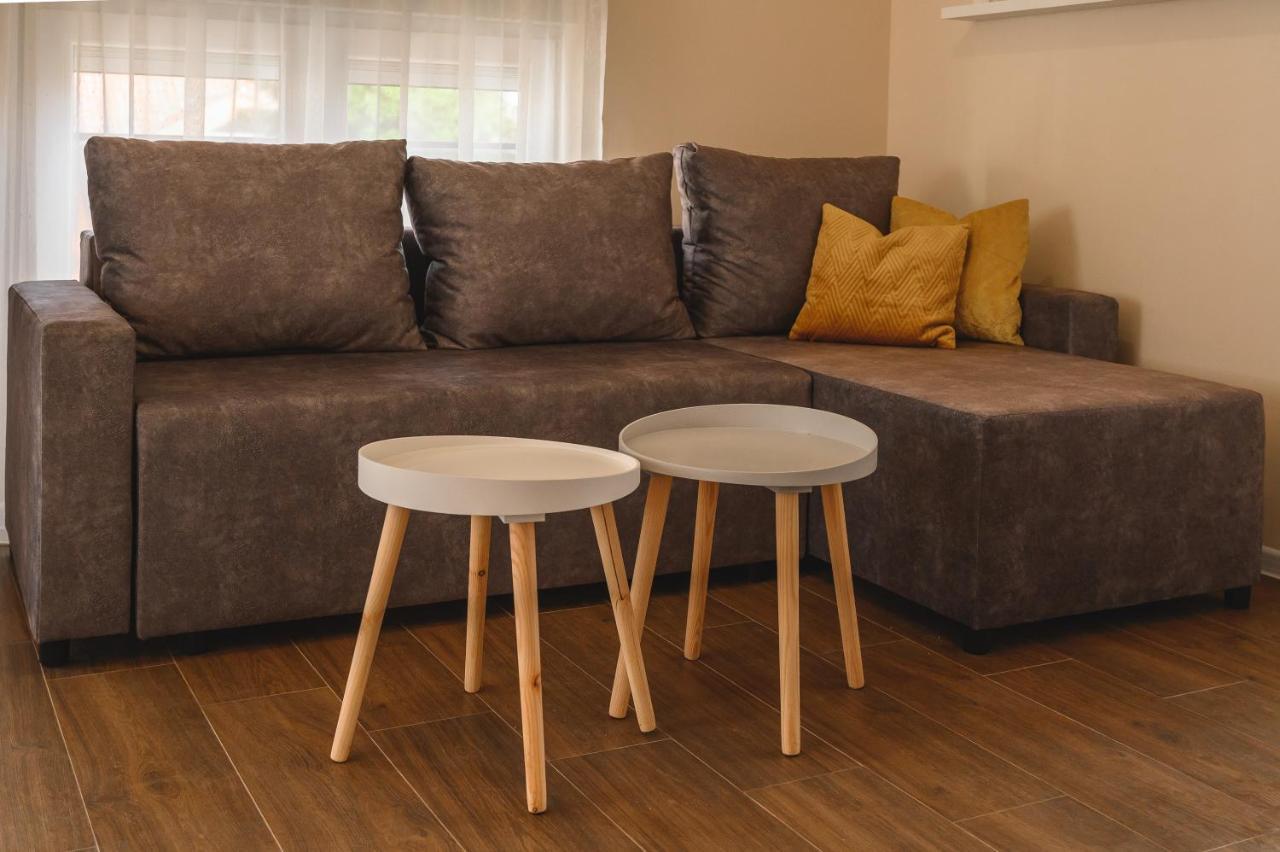 Apartmani Mis Šabac Zewnętrze zdjęcie