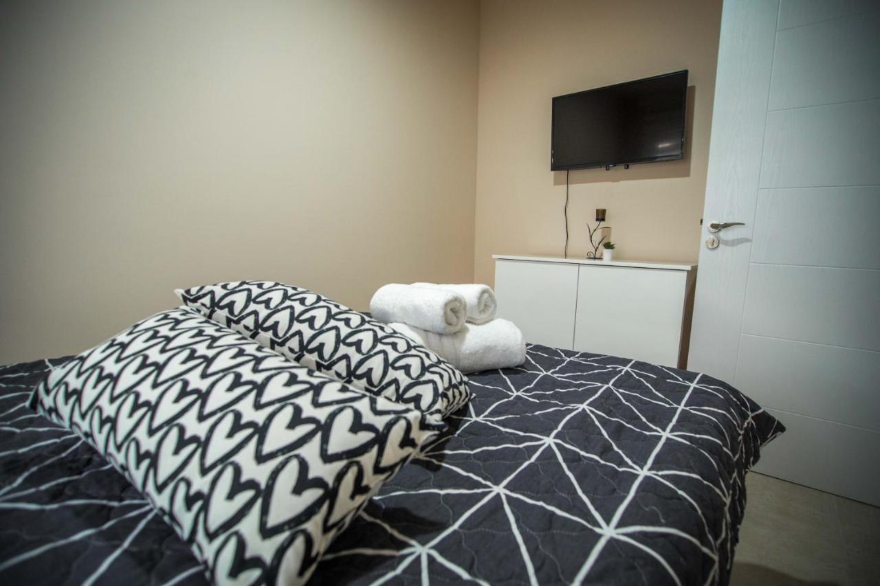 Apartmani Mis Šabac Zewnętrze zdjęcie